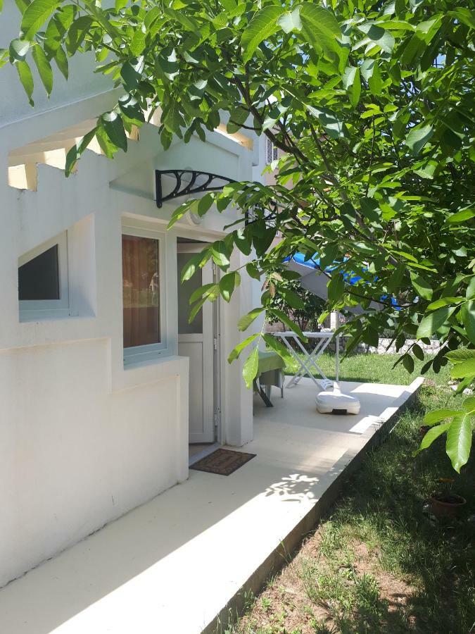 Apartmani Ivana Lopar Exterior foto